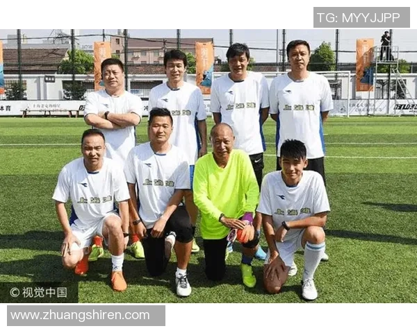 足球明星风采尽显帅气瞬间视频集锦带你领略绿茵场上的魅力与激情