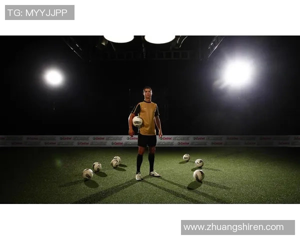 足球明星家庭欢乐时光漫画展现温馨与团结的美好瞬间